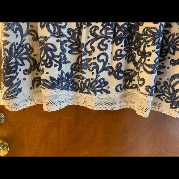 Women’s top - Picture 5 of 6